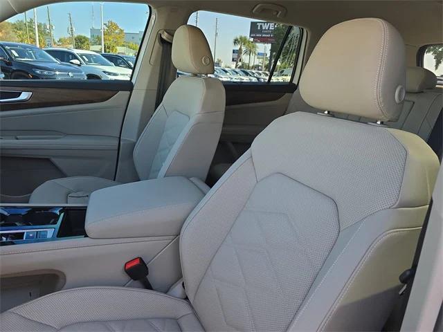 new 2026 Volkswagen Atlas car, priced at $44,936