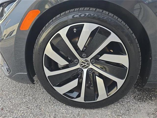 used 2021 Volkswagen Arteon car, priced at $20,999