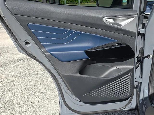 new 2025 Volkswagen ID.4 car, priced at $45,925