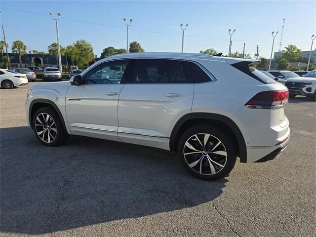 new 2025 Volkswagen Atlas Cross Sport car, priced at $50,335