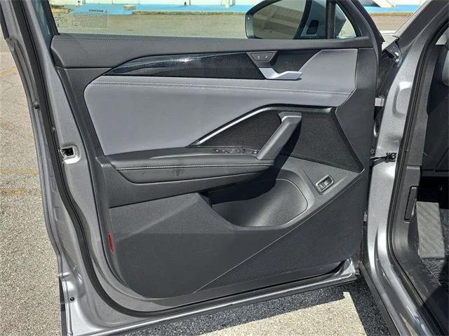 new 2025 Volkswagen Tiguan car, priced at $31,913