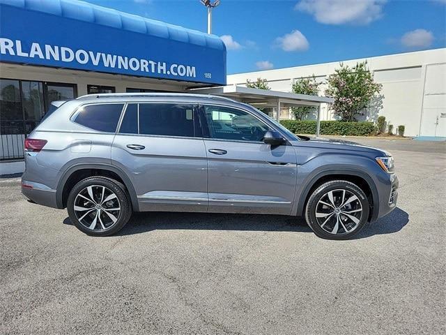 new 2024 Volkswagen Atlas car, priced at $49,896