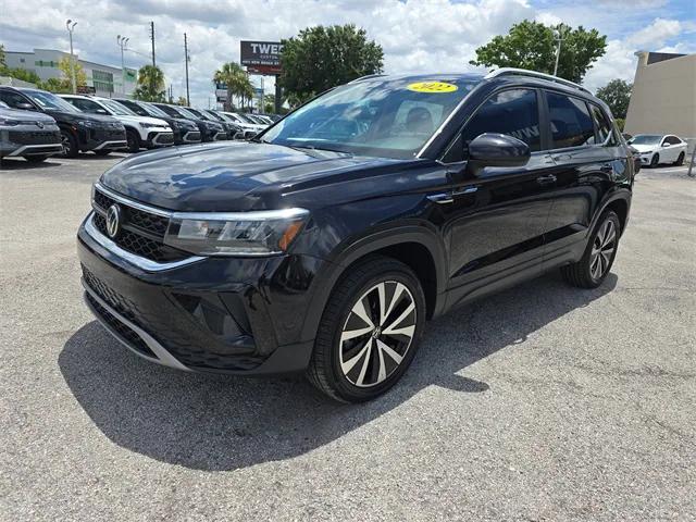 used 2022 Volkswagen Taos car