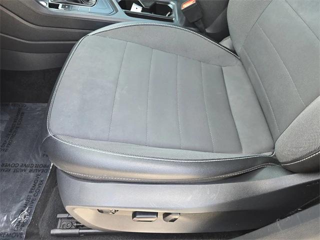 used 2022 Volkswagen Taos car