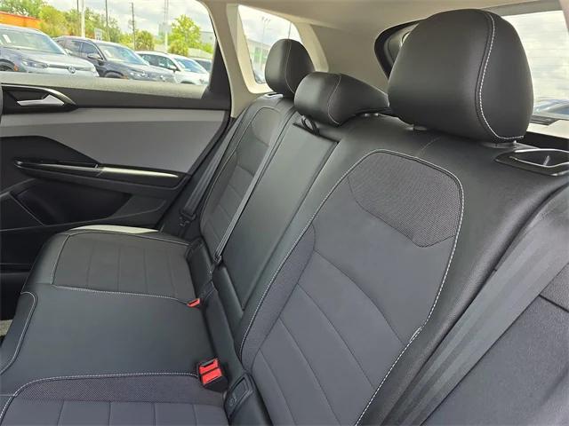 used 2022 Volkswagen Taos car