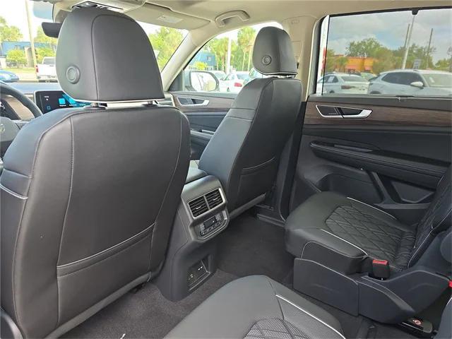 new 2026 Volkswagen Atlas car, priced at $55,300