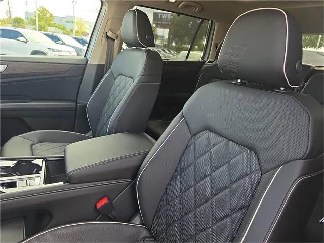 new 2026 Volkswagen Atlas car, priced at $55,300