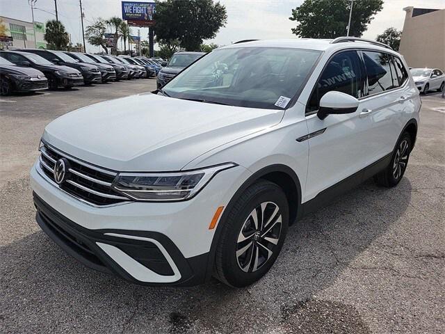 new 2024 Volkswagen Tiguan car, priced at $27,695