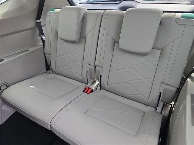 new 2026 Volkswagen Atlas car, priced at $45,701