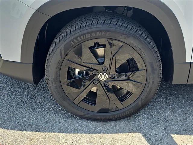 new 2025 Volkswagen Taos car, priced at $30,605
