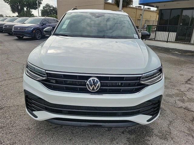 new 2024 Volkswagen Tiguan car, priced at $33,278