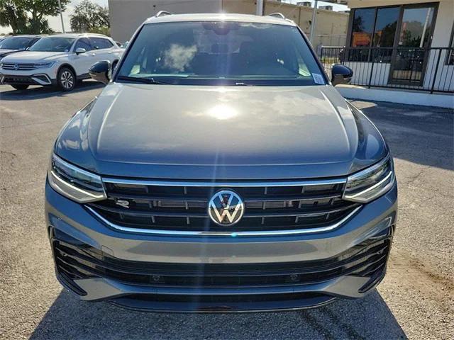 new 2024 Volkswagen Tiguan car, priced at $32,400