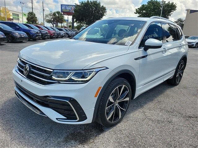 new 2024 Volkswagen Tiguan car, priced at $37,440