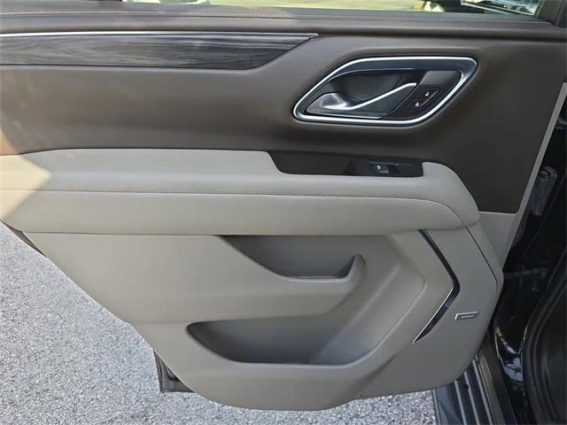 used 2023 GMC Yukon car, priced at $48,695