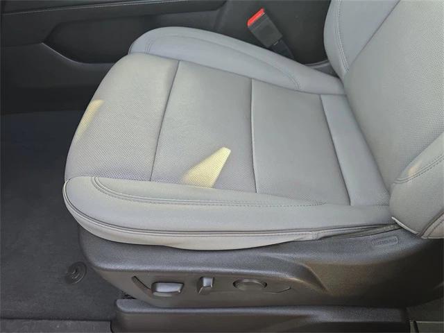 used 2023 GMC Yukon car, priced at $48,695