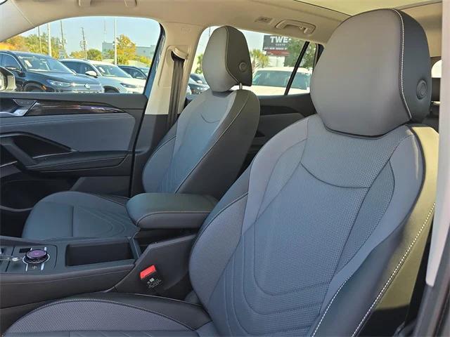 new 2026 Volkswagen Tiguan car, priced at $35,933