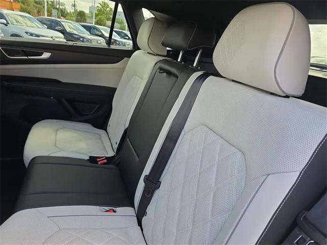 new 2025 Volkswagen Atlas Cross Sport car, priced at $49,398