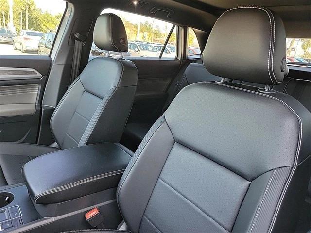 used 2021 Volkswagen Atlas Cross Sport car, priced at $25,334