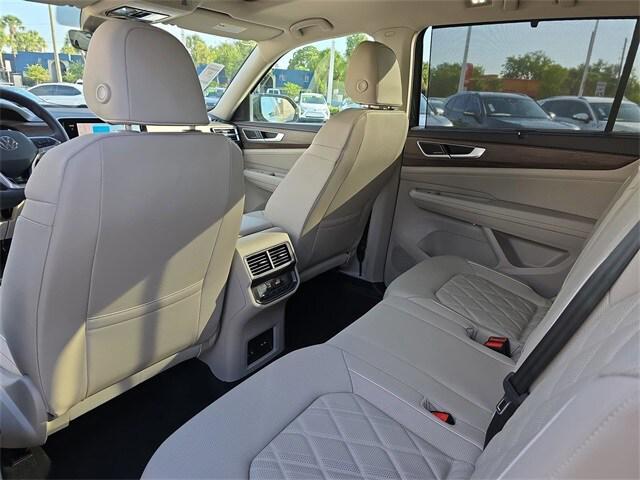 new 2025 Volkswagen Atlas car, priced at $51,373