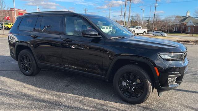 new 2024 Jeep Grand Cherokee L car, priced at $40,758