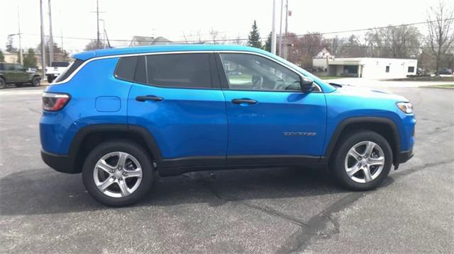 new 2024 Jeep Compass car, priced at $27,382