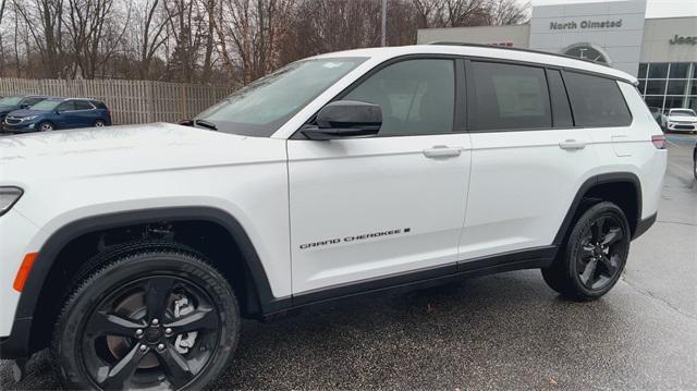 new 2024 Jeep Grand Cherokee L car, priced at $42,268