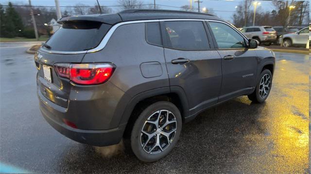 new 2024 Jeep Compass car, priced at $28,061