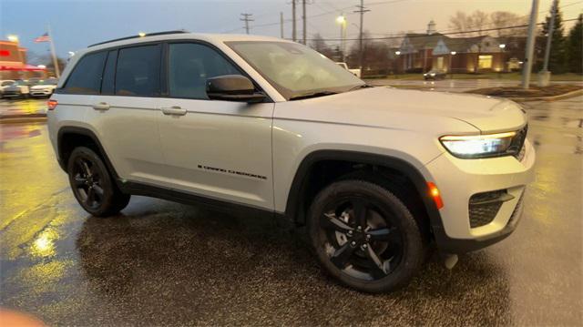 new 2024 Jeep Grand Cherokee car, priced at $40,844