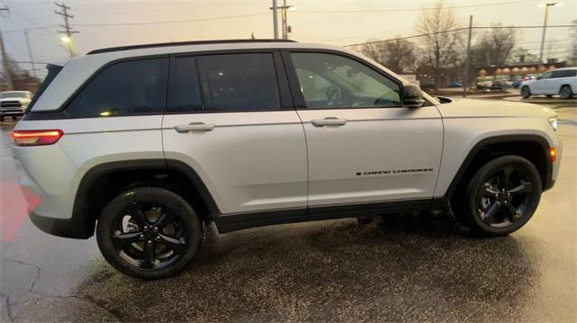 new 2024 Jeep Grand Cherokee car, priced at $40,844