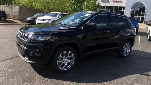 new 2024 Jeep Compass car, priced at $28,832