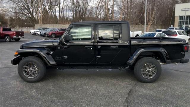 new 2024 Jeep Gladiator car, priced at $42,083