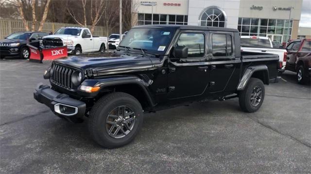 new 2024 Jeep Gladiator car, priced at $42,083