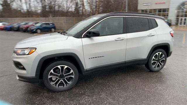 new 2024 Jeep Compass car, priced at $28,061