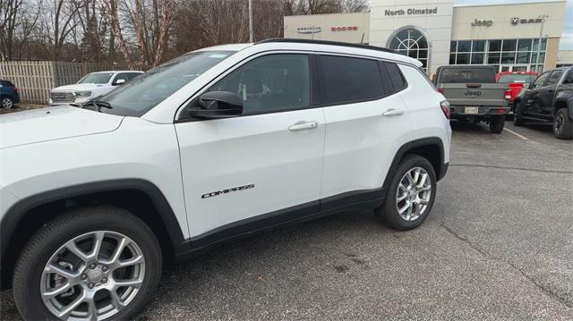 new 2024 Jeep Compass car, priced at $29,797