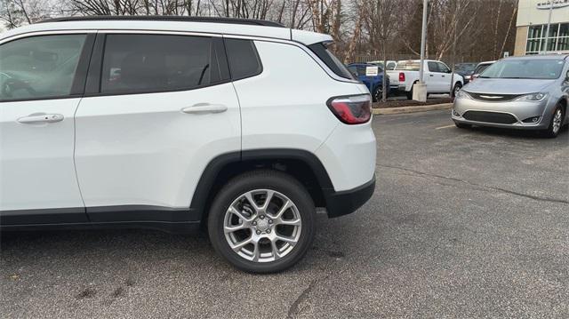 new 2024 Jeep Compass car, priced at $29,797