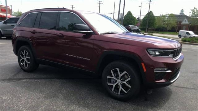 new 2024 Jeep Grand Cherokee car, priced at $43,627