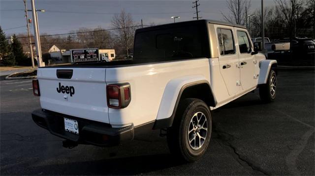 new 2024 Jeep Gladiator car, priced at $46,223