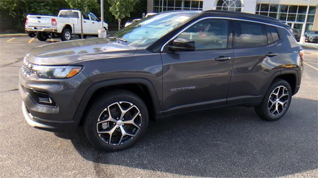 new 2024 Jeep Compass car, priced at $29,061