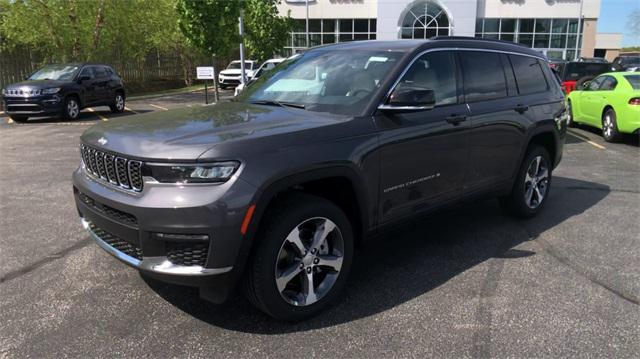 new 2024 Jeep Grand Cherokee L car, priced at $51,909