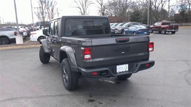 new 2024 Jeep Gladiator car, priced at $44,107