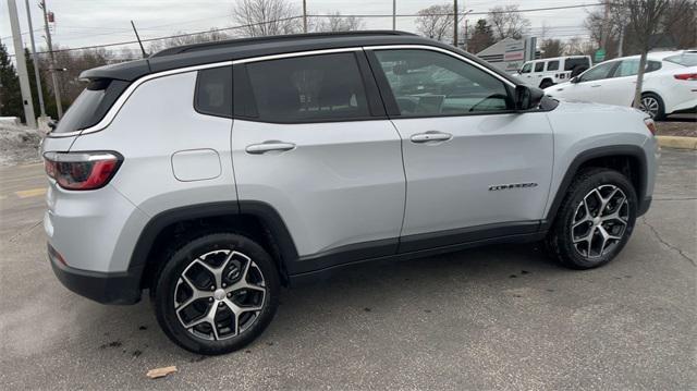 new 2024 Jeep Compass car, priced at $28,061