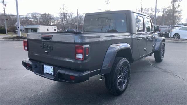 new 2024 Jeep Gladiator car, priced at $44,107