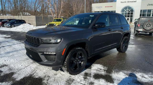 new 2024 Jeep Grand Cherokee car, priced at $44,087