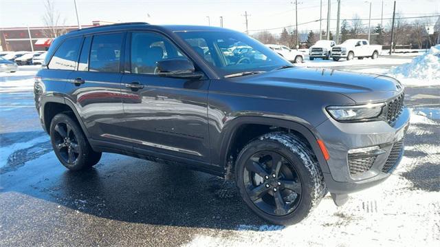 new 2024 Jeep Grand Cherokee car, priced at $44,087