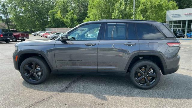 used 2025 Jeep Grand Cherokee car, priced at $44,990