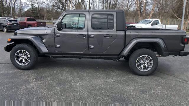 new 2024 Jeep Gladiator car, priced at $48,555