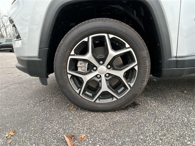 new 2024 Jeep Compass car, priced at $28,061