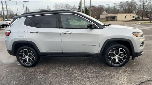 new 2024 Jeep Compass car, priced at $29,284