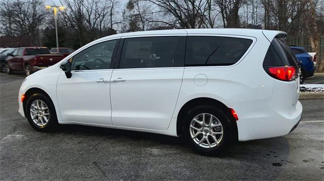 new 2025 Chrysler Voyager car, priced at $38,981