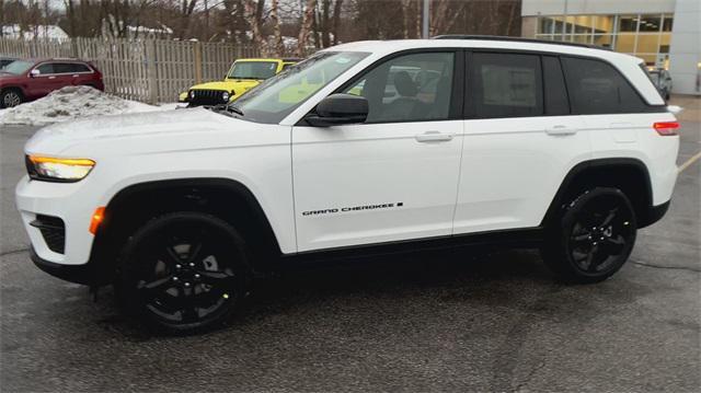 new 2025 Jeep Grand Cherokee car, priced at $42,828